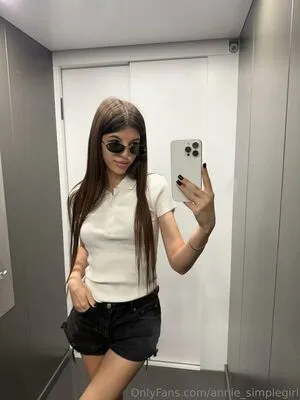 Annie Simplegirl OnlyFans Leaked Free Thumbnail Picture - #L2OF2pbIK7