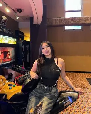 Annie Zheng Cellow111 OnlyFans Leaked Free Thumbnail Picture - #Qm3Vgxyyiv