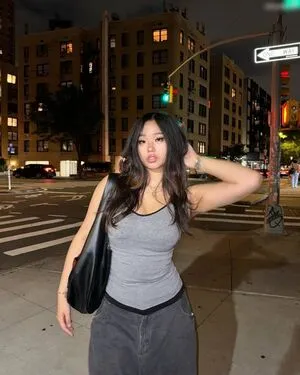 Annie Zheng Cellow111 OnlyFans Leaked Free Thumbnail Picture - #YBCkdkj7Ek