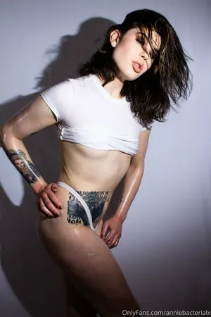 Anniebacterialx OnlyFans Leaked Free Thumbnail Picture - #AG9u911AKJ