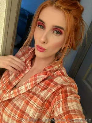Anniechloesworld OnlyFans Leaked Free Thumbnail Picture - #5dCemxknHc