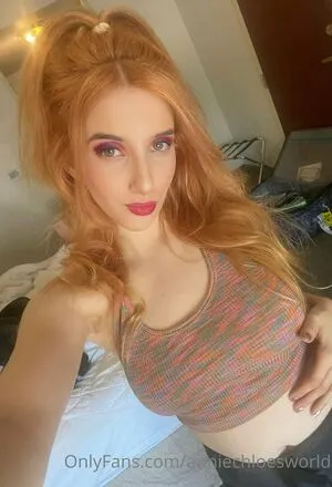 Anniechloesworld OnlyFans Leaked Free Thumbnail Picture - #SUpIBROII0
