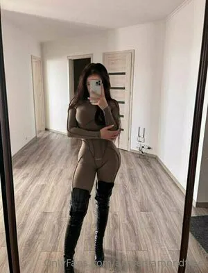 Anniediamondfree OnlyFans Leaked Free Thumbnail Picture - #b26EYAsV3i