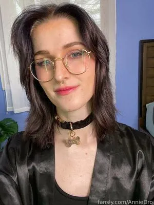 Anniedro OnlyFans Leaked Free Thumbnail Picture - #0WJOtPeXW9