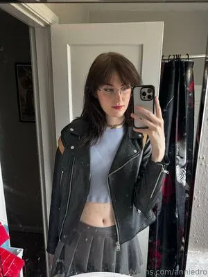 Anniedro OnlyFans Leaked Free Thumbnail Picture - #OtopA1xc6E
