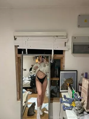 annieecharlotte OnlyFans Leaked Free Thumbnail Picture - #4wqKmoi4oD