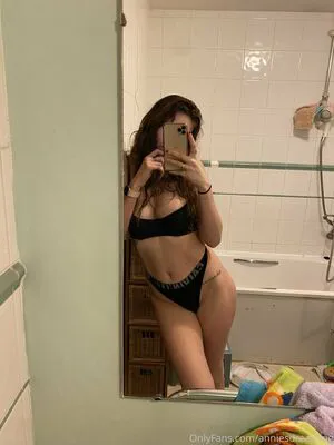 Annieecharlottefree OnlyFans Leaked Free Thumbnail Picture - #GHppCOY0qq