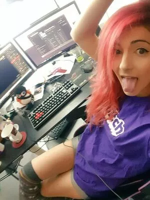 AnnieFuchsia OnlyFans Leaked Free Thumbnail Picture - #74GJrj5vR9