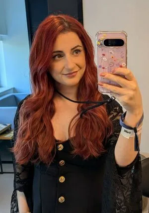 AnnieFuchsia OnlyFans Leaked Free Thumbnail Picture - #g15v4snduS