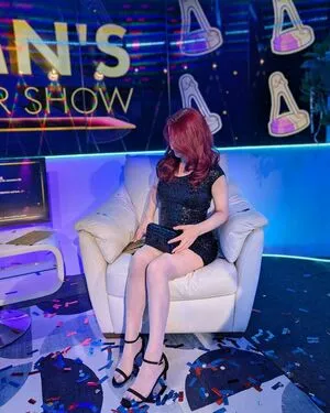 AnnieFuchsia OnlyFans Leaked Free Thumbnail Picture - #s39BweuTNs