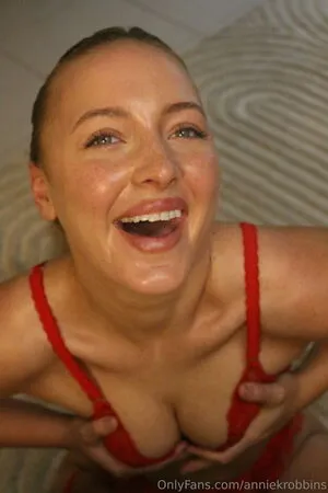 Anniekrobbins OnlyFans Leaked Free Thumbnail Picture - #IduTvaYwDI