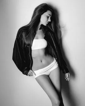 Annielavitte OnlyFans Leaked Free Thumbnail Picture - #1eKKKKiXPc