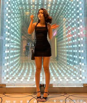 Anniemalee OnlyFans Leaked Free Thumbnail Picture - #DJLc5FkVFD