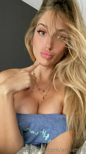 Anniemif OnlyFans Leaked Free Thumbnail Picture - #DNPUY8ukIA