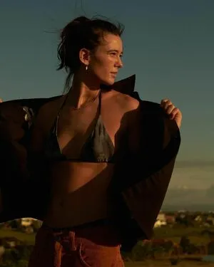 Annieplaysguitar OnlyFans Leaked Free Thumbnail Picture - #lujEDzNPVs