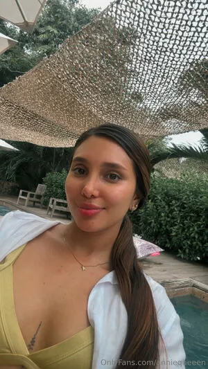 Anniequeeen OnlyFans Leaked Free Thumbnail Picture - #J0ParGiLQ7