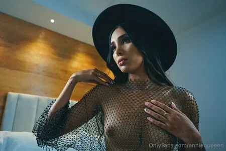 Anniequeeen OnlyFans Leaked Free Thumbnail Picture - #fwnUwdyVMI