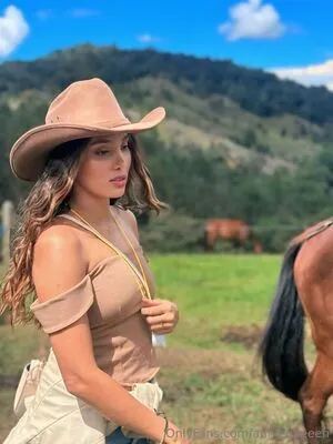 Anniequeeen OnlyFans Leaked Free Thumbnail Picture - #tAVOLyfO8L