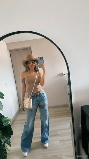 Anniequeeen OnlyFans Leaked Free Thumbnail Picture - #tQtaigJqTG