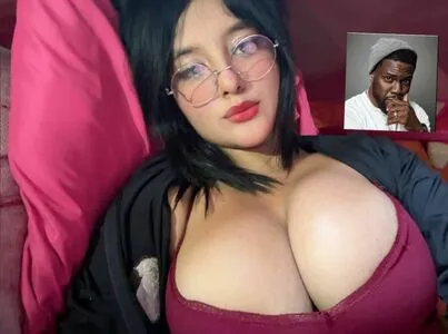 Anniethv OnlyFans Leaked Free Thumbnail Picture - #H4oMMYIViv