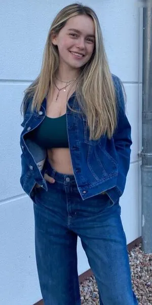 Anniisturn OnlyFans Leaked Free Thumbnail Picture - #WgXDDDq0V9