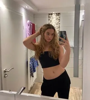 Annika Frick OnlyFans Leaked Free Thumbnail Picture - #lwOJ7uw1V1