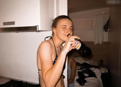 Annikazion OnlyFans Leaked Free Thumbnail Picture - #PsExvDhX5d