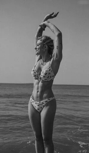 Annisophie OnlyFans Leaked Free Thumbnail Picture - #T2ouRDaP9h