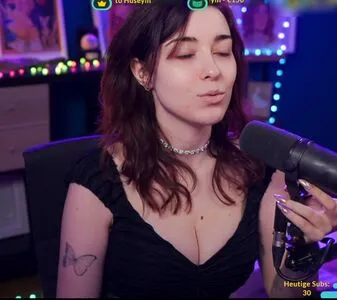 Annitheduck OnlyFans Leaked Free Thumbnail Picture - #0kczU14hR5