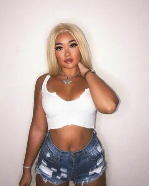 Annouveauriche OnlyFans Leaked Free Thumbnail Picture - #UHeok200Co
