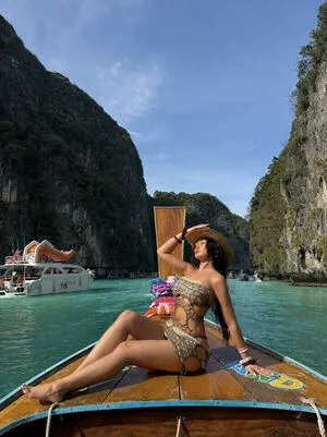 Annouveauriche OnlyFans Leaked Free Thumbnail Picture - #gXqyTIOLPy