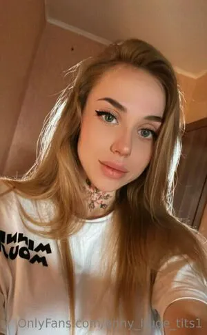 Anny Huge Tits1 OnlyFans Leaked Free Thumbnail Picture - #7fy2MrrXw6