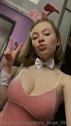 Anny Huge Tits1 OnlyFans Leaked Free Thumbnail Picture - #8MThM0ufp3