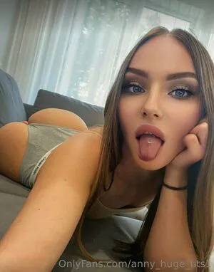 Anny Huge Tits1 OnlyFans Leaked Free Thumbnail Picture - #ICaP8ohSBS