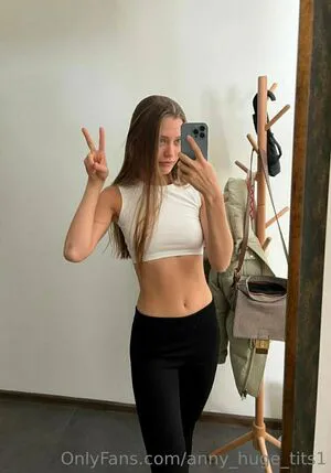 Anny Huge Tits1 OnlyFans Leaked Free Thumbnail Picture - #LyC3Z4ZZV9
