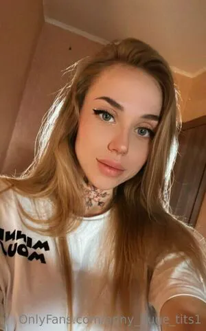 Anny Huge Tits1 OnlyFans Leaked Free Thumbnail Picture - #OPHXsoAUNH