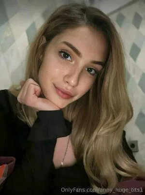 Anny Huge Tits1 OnlyFans Leaked Free Thumbnail Picture - #RDdewKKfA4