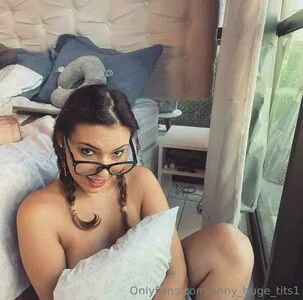 Anny Huge Tits1 OnlyFans Leaked Free Thumbnail Picture - #RIG9hx2Lie