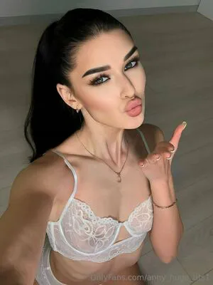 Anny Huge Tits1 OnlyFans Leaked Free Thumbnail Picture - #RXyKKrKqQj