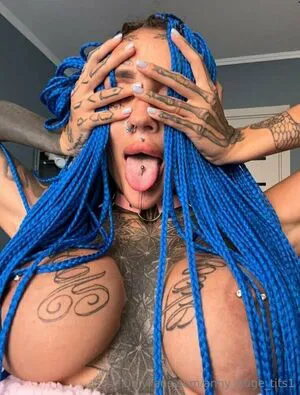 Anny Huge Tits1 OnlyFans Leaked Free Thumbnail Picture - #WAkvRb7R0p