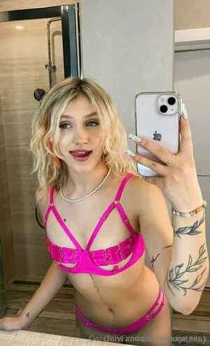 Anny Huge Tits1 OnlyFans Leaked Free Thumbnail Picture - #ZmduO44jUI