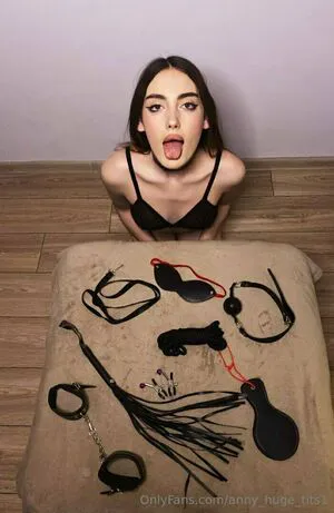 Anny Huge Tits1 OnlyFans Leaked Free Thumbnail Picture - #doA7mDcGz2