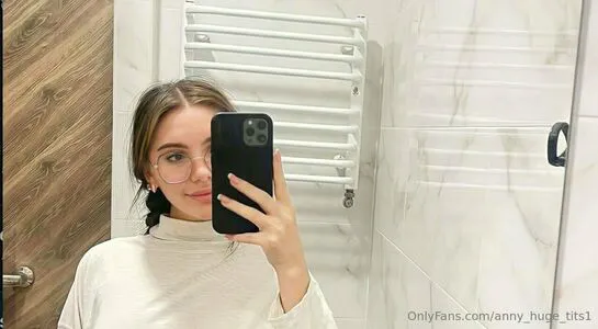 Anny Huge Tits1 OnlyFans Leaked Free Thumbnail Picture - #iKIJlAx53N