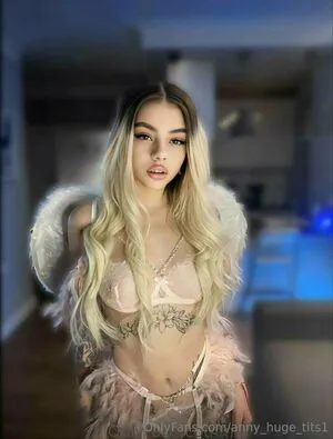 Anny Huge Tits1 OnlyFans Leaked Free Thumbnail Picture - #mTcLetfgHI