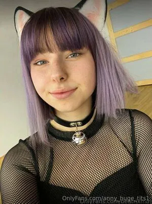 Anny Huge Tits1 OnlyFans Leaked Free Thumbnail Picture - #nyoNfo5F1u