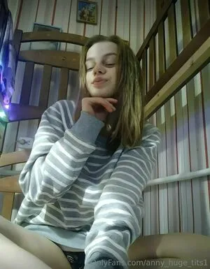 Anny Huge Tits1 OnlyFans Leaked Free Thumbnail Picture - #sHfF5JeqdS