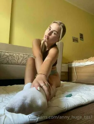 Anny Huge Tits1 OnlyFans Leaked Free Thumbnail Picture - #w2vbL9GfrK