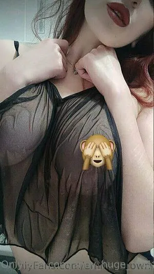 Anny Huge Tits1 OnlyFans Leaked Free Thumbnail Picture - #xhhhU49aLN