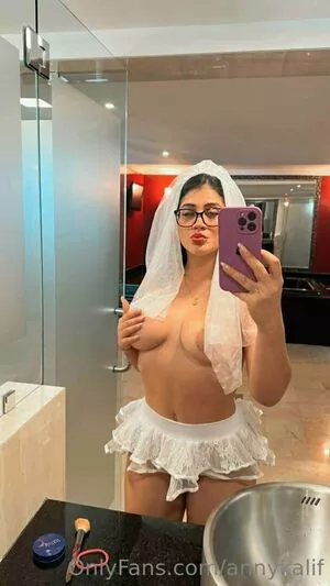 annykalif OnlyFans Leaked Free Thumbnail Picture - #NXmWCkxqaS