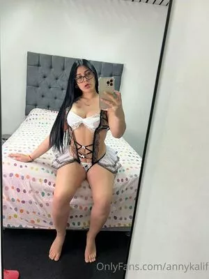 annykalif OnlyFans Leaked Free Thumbnail Picture - #pHWgwgJgzm